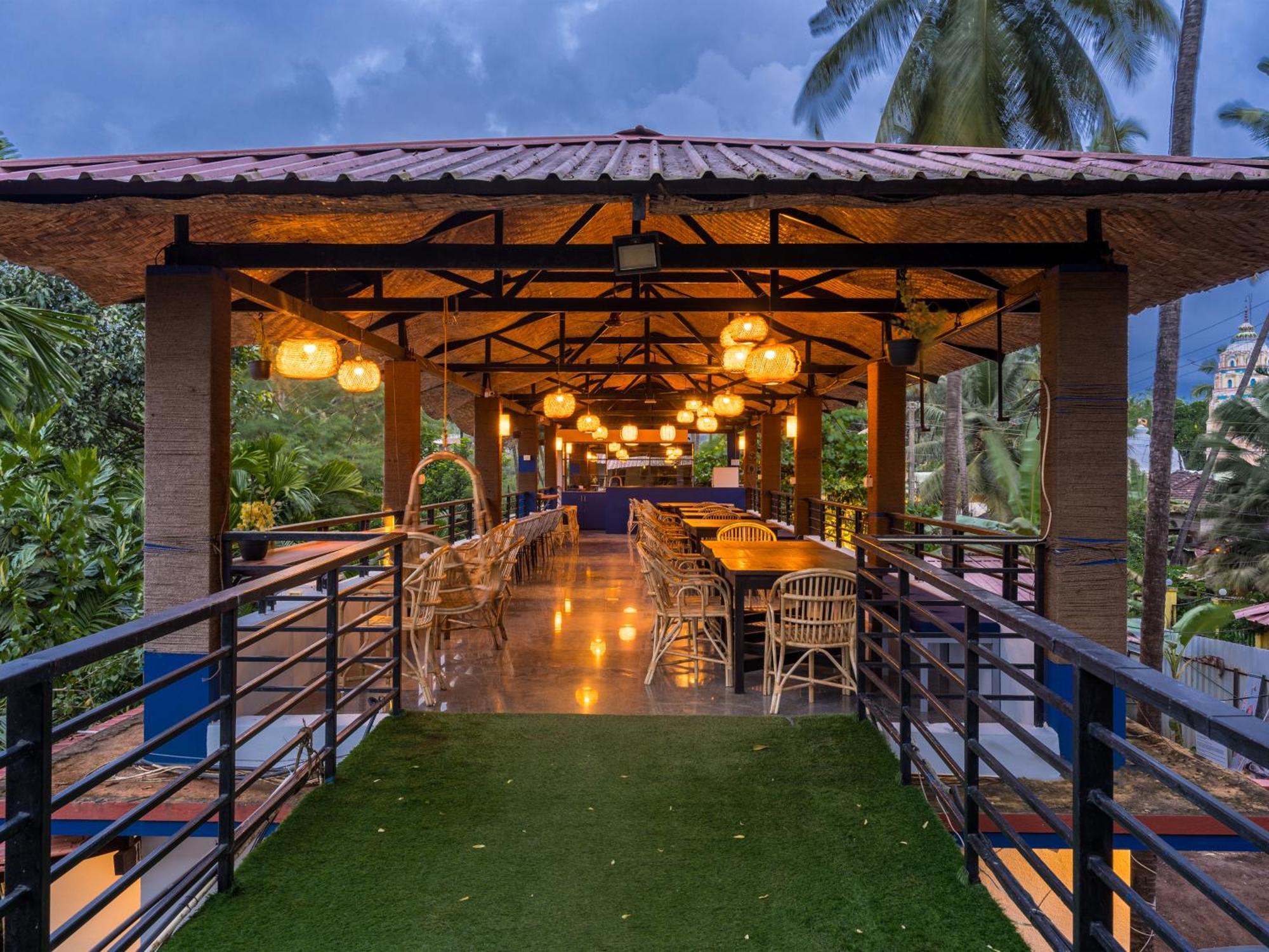 Madpackers Goa Anjuna - Bar Exteriér fotografie