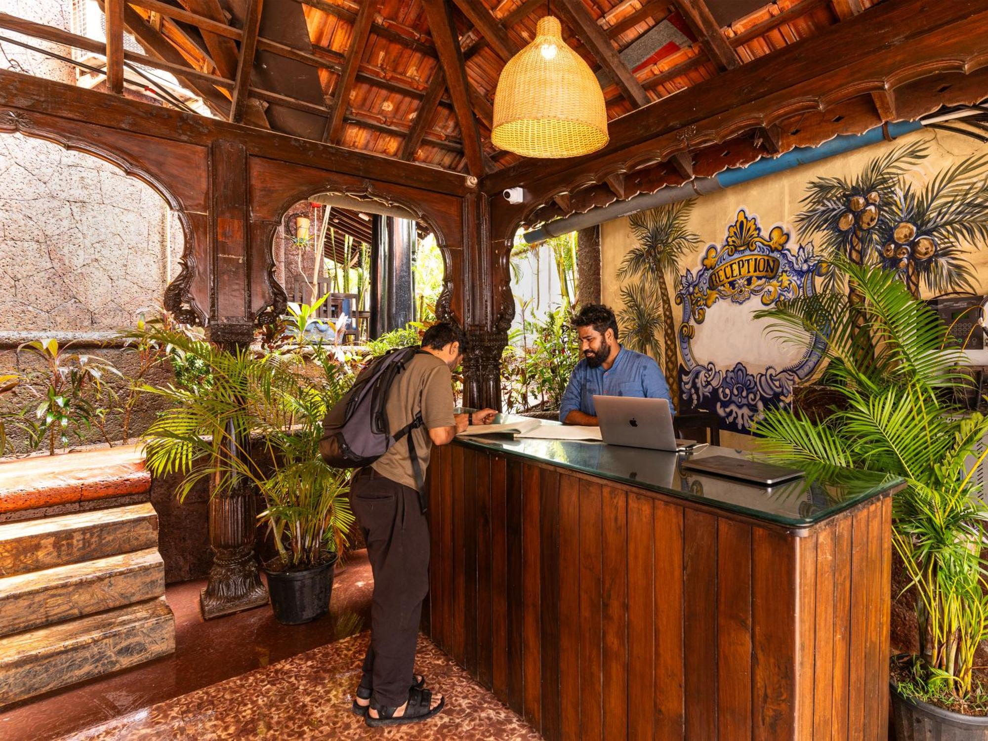 Madpackers Goa Anjuna - Bar Exteriér fotografie
